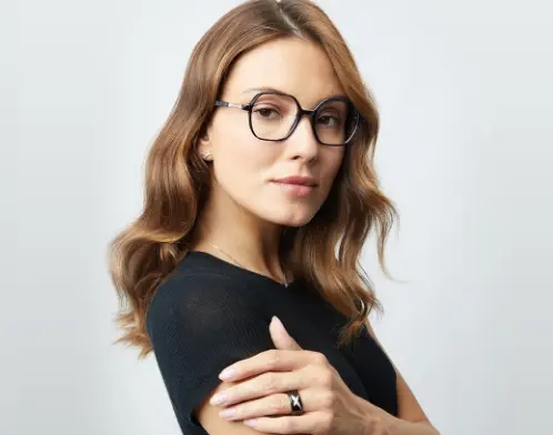 femme lunettes